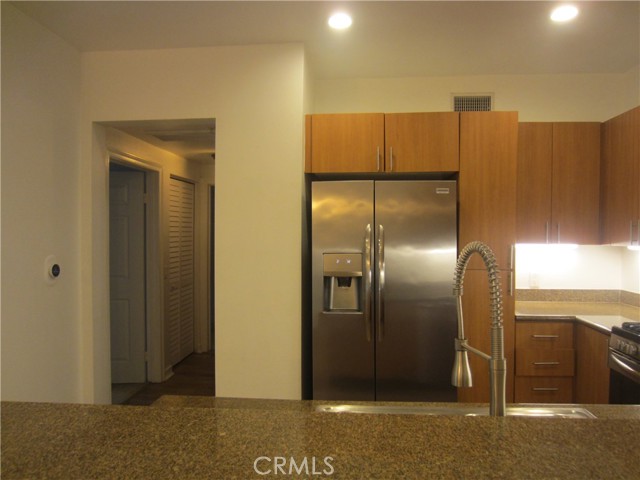 MLS #OC25224126 image #10