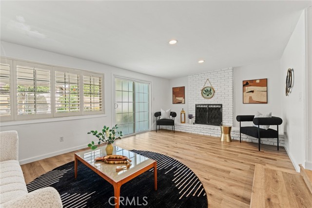 MLS #OC25224145 image #18