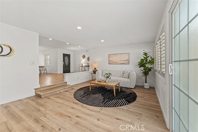 MLS #OC25224145 image #19