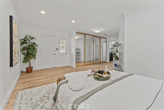 MLS #OC25224145 image #24