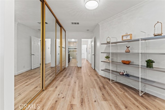 MLS #OC25224145 image #27