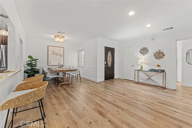 MLS #OC25224145 image #3