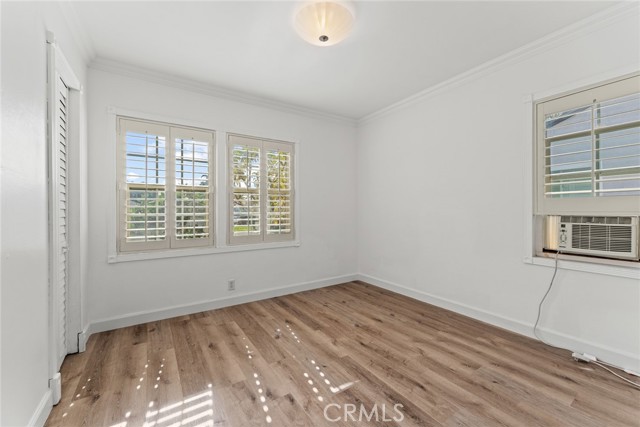 MLS #OC25224145 image #36