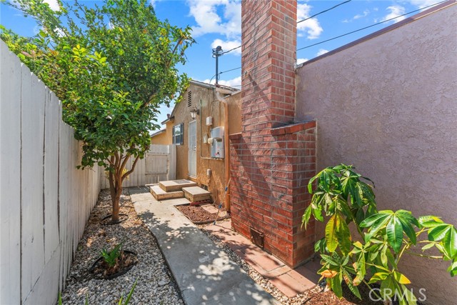 MLS #OC25224145 image #46