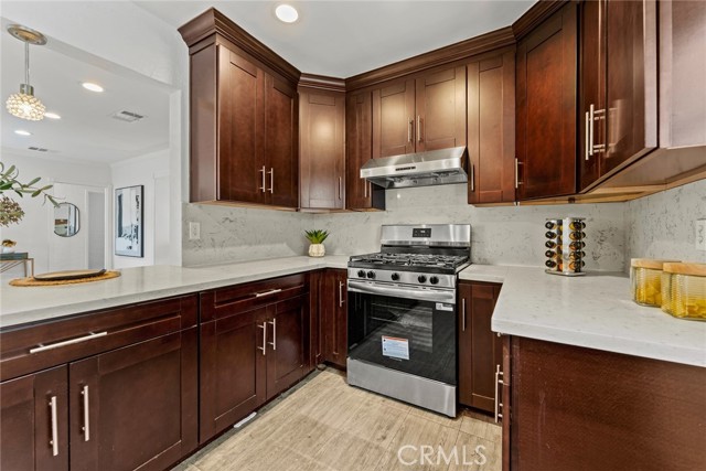 MLS #OC25224145 image #9