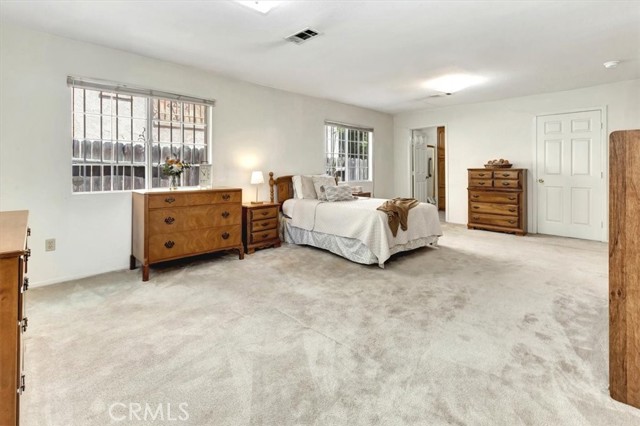 MLS #OC25224161 image #14