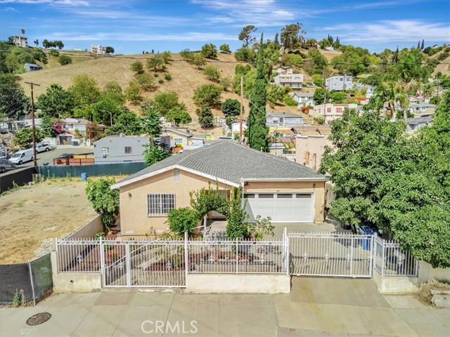 MLS #OC25224161 image #25