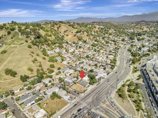 MLS #OC25224161 image #35