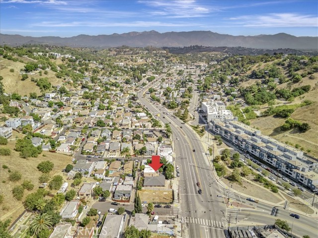 MLS #OC25224161 image #37