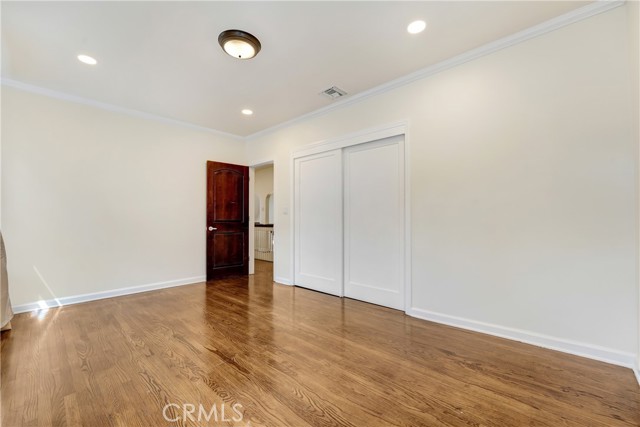 MLS #OC25224176 image #22