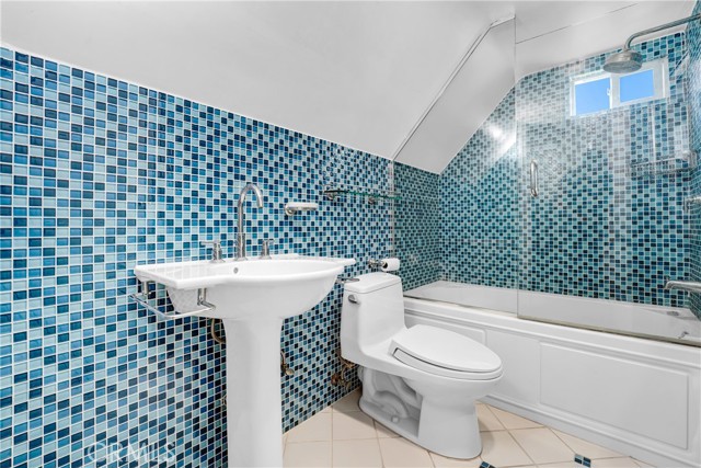 MLS #OC25224176 image #28