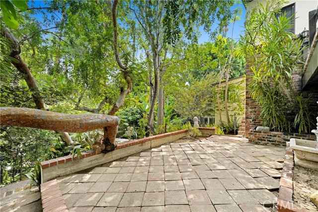 MLS #OC25224176 image #32