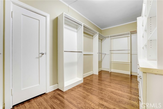 MLS #OC25224176 image #7