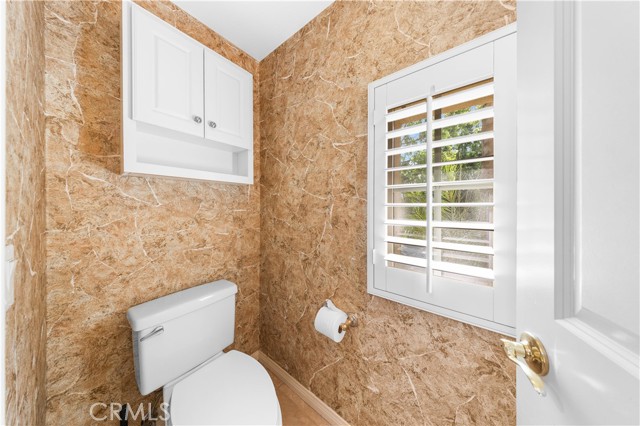 MLS #OC25224195 image #10