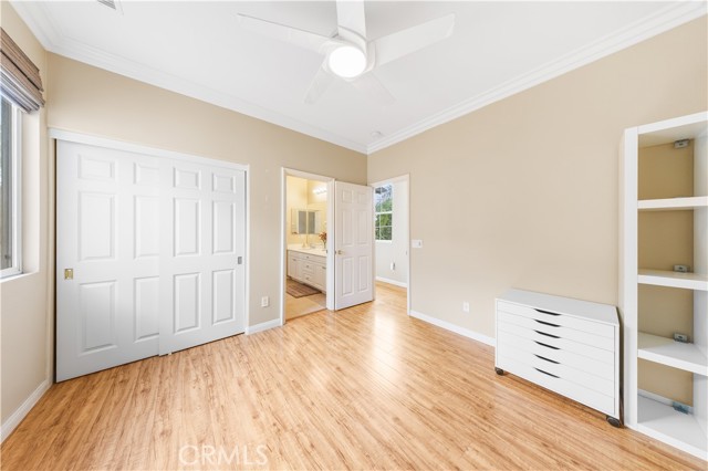 MLS #OC25224195 image #19