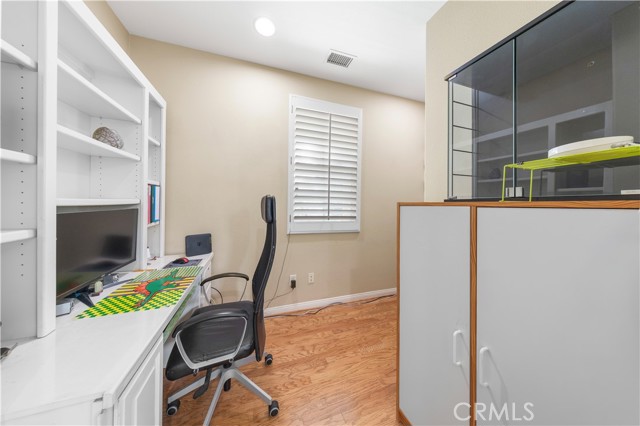 MLS #OC25224195 image #27