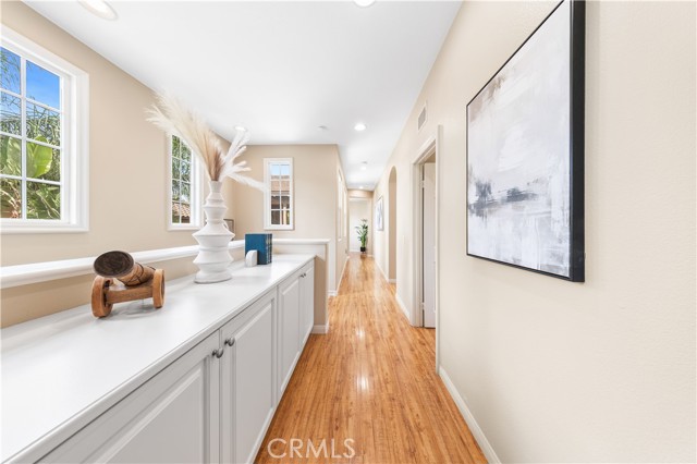 MLS #OC25224195 image #28