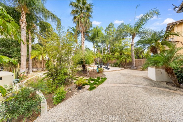 MLS #OC25224195 image #38