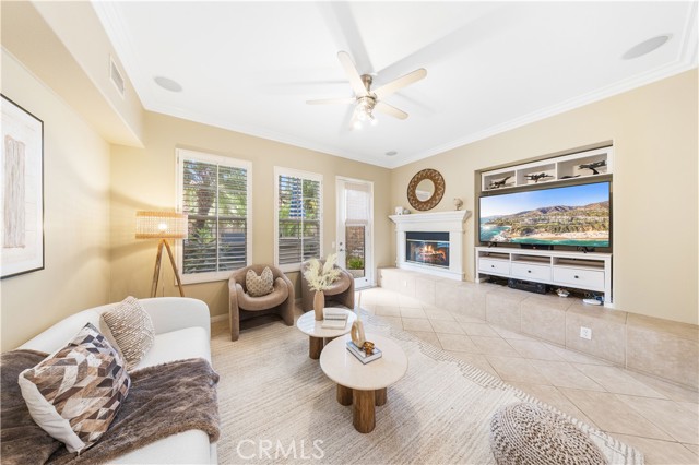 MLS #OC25224195 image #7