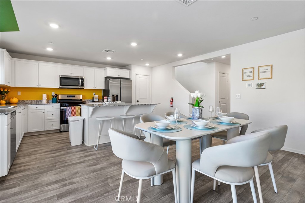 MLS #OC25224254 image #10