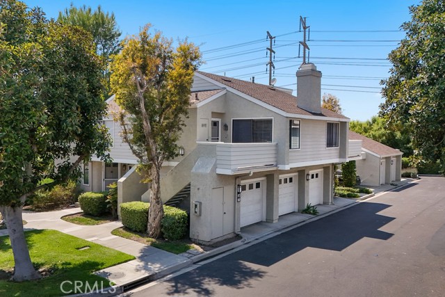 MLS #OC25224338 image #0