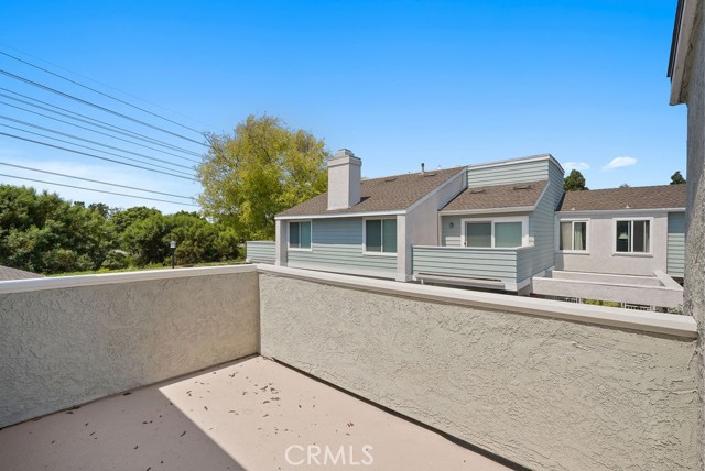 MLS #OC25224338 image #23