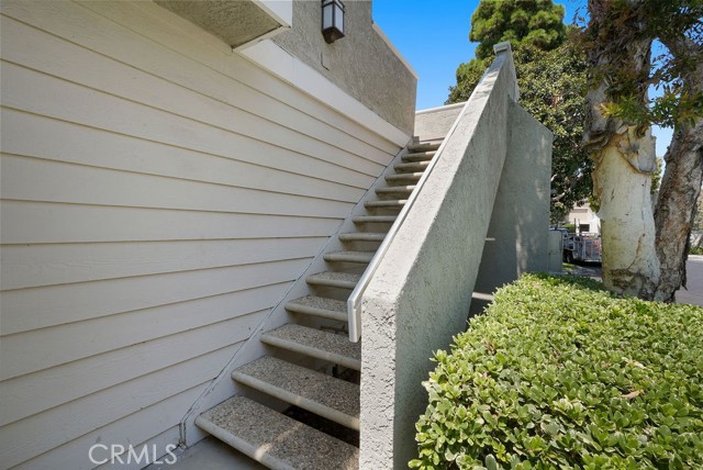 MLS #OC25224338 image #24