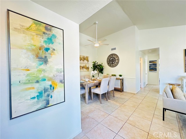 MLS #OC25224338 image #8