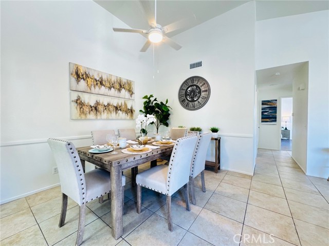 MLS #OC25224338 image #9