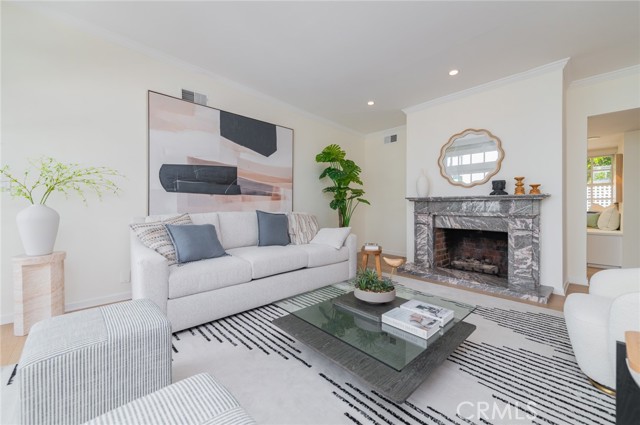 MLS #OC25224348 image #18