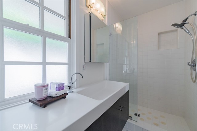 MLS #OC25224348 image #30