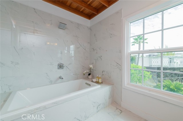 MLS #OC25224348 image #35