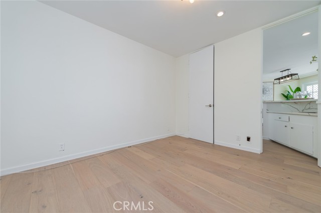 MLS #OC25224348 image #39