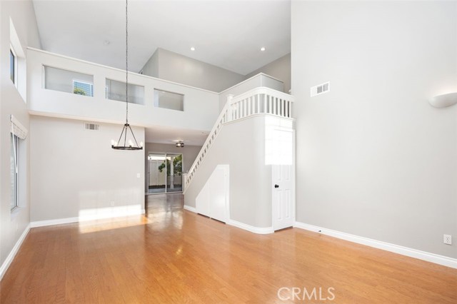 MLS #OC25224363 image #3