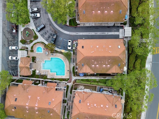 MLS #OC25224375 image #40