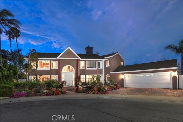 MLS #OC25224394 image #1