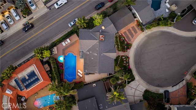 MLS #OC25224394 image #21