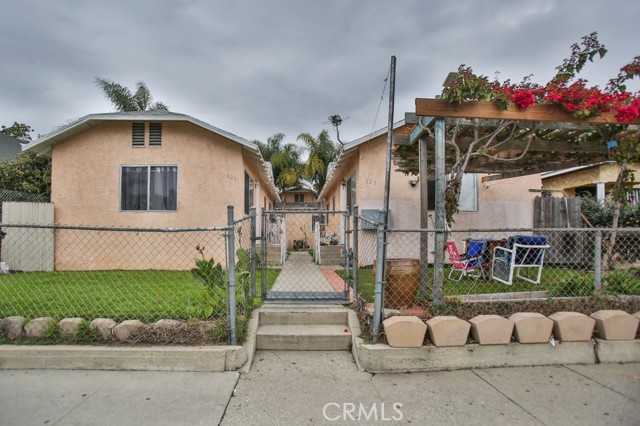 MLS #OC25224460 image #1