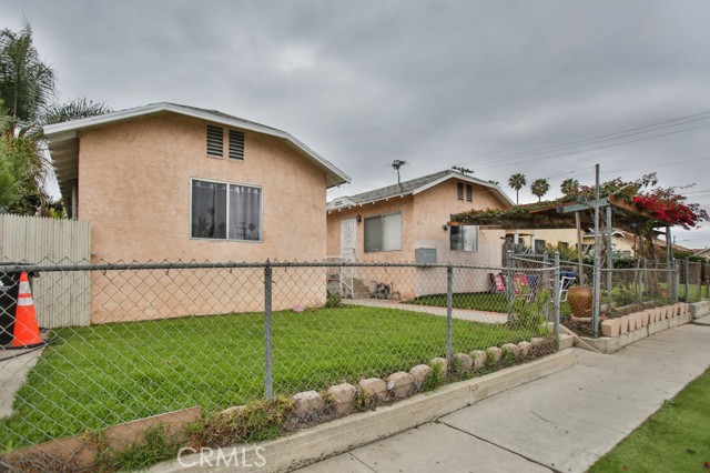 MLS #OC25224460 image #2