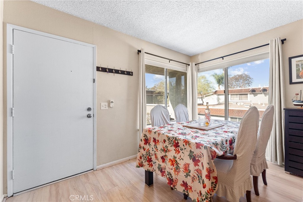 MLS #OC25224644 image #3