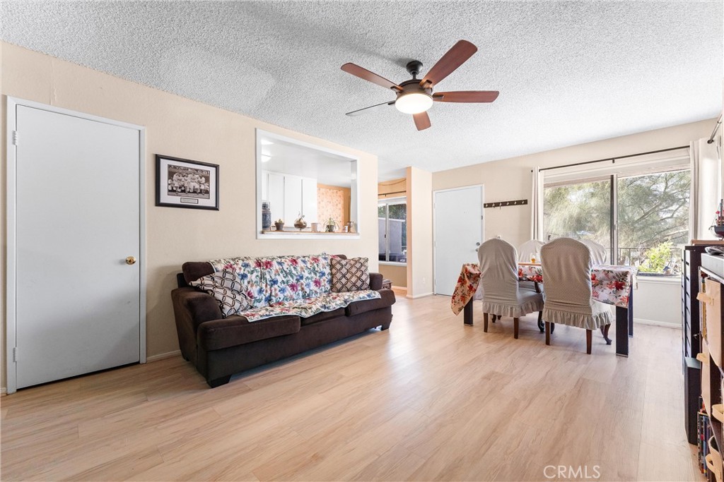 MLS #OC25224644 image #4