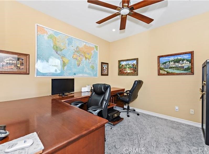 MLS #OC25224711 image #10