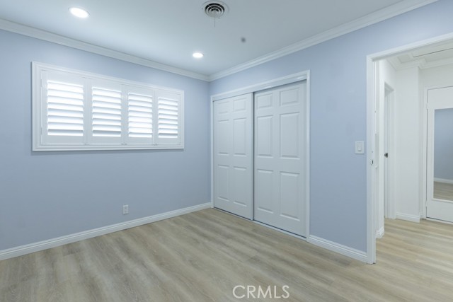 MLS #OC25224736 image #13