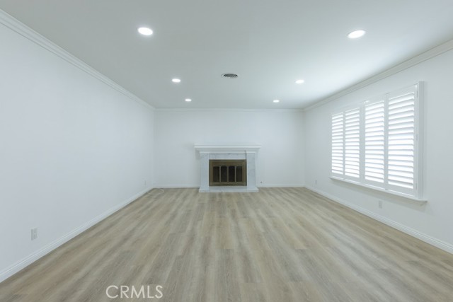 MLS #OC25224736 image #2