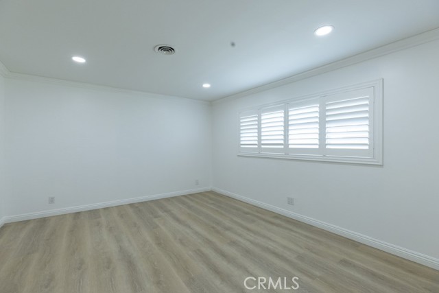 MLS #OC25224736 image #7