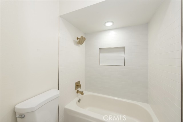 MLS #OC25224737 image #19