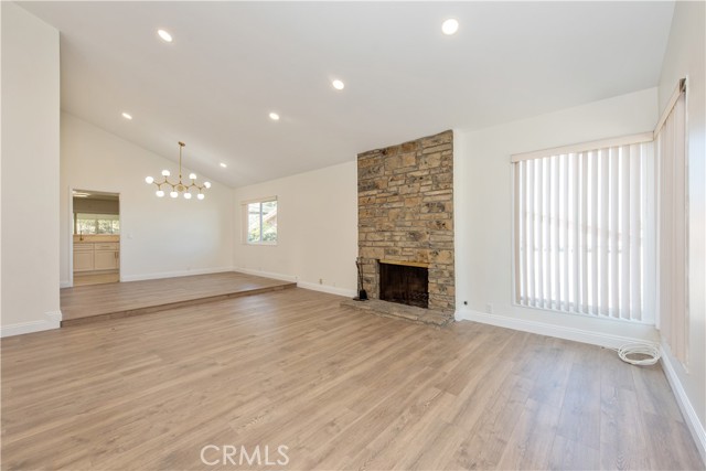 MLS #OC25224737 image #3