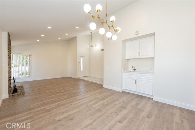 MLS #OC25224737 image #6