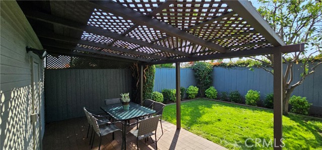 MLS #OC25224749 image #21