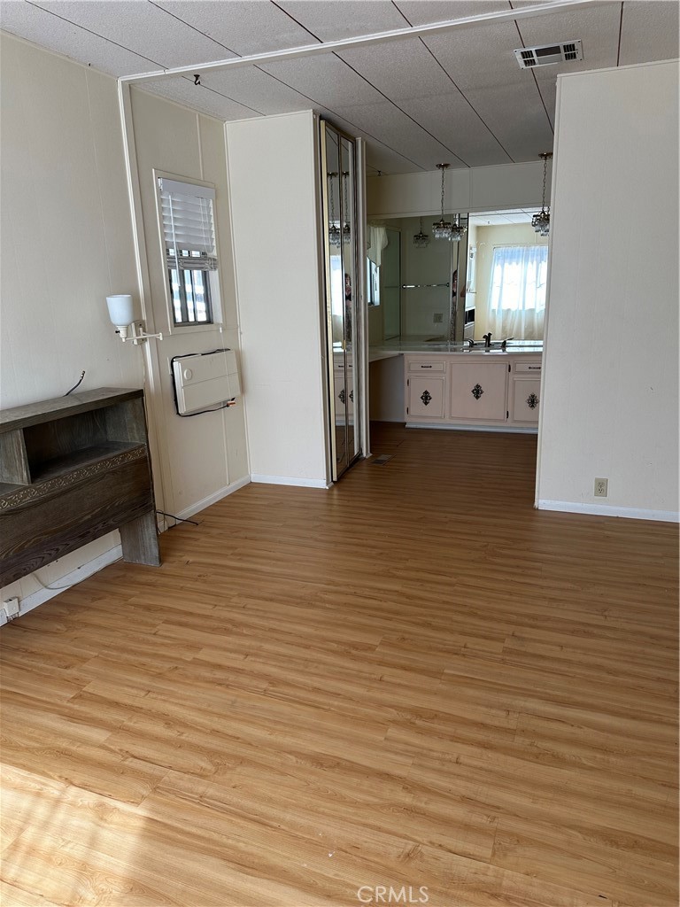 MLS #OC25224798 image #19